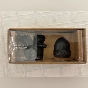 Pottery Barn Bronze Squirrel Acorn Salt Pepper Shaker Set Nature Woodland Decor
